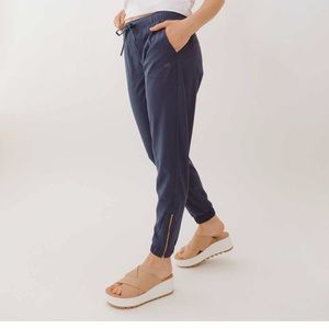 Albion Navy Track Pants – XS